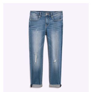 Vigoss Thompson Tomboy Mid Rise Distressed Jean size 27